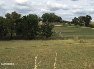 1478 S Vel Terra Rd, Elizabeth, IL 61028