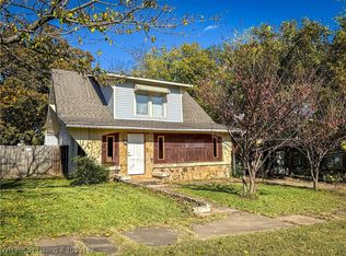 302 W Avenue E St, Heavener, OK 74937