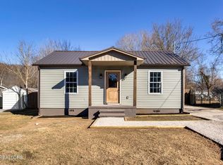 119 Love Dr, Harriman, TN 37748