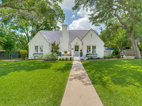 605 W Josephine St, Weatherford, TX 76086