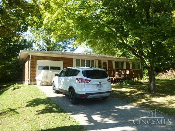 3rd image of 1095 Williams Dr