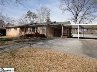 204 Maxie Ave, Greenville, SC 29611