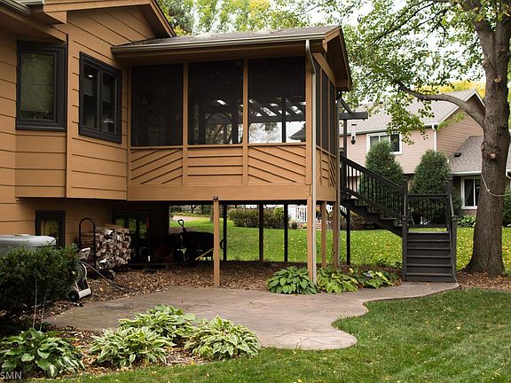 4th image of 10250 Buckingham Dr