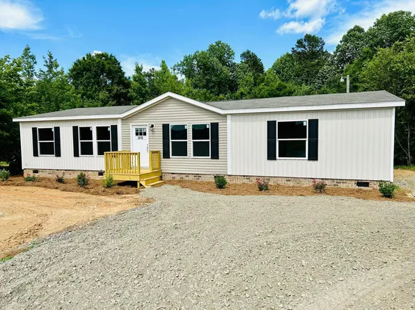 3898 Wash Gap Dr, Newton, NC 28658