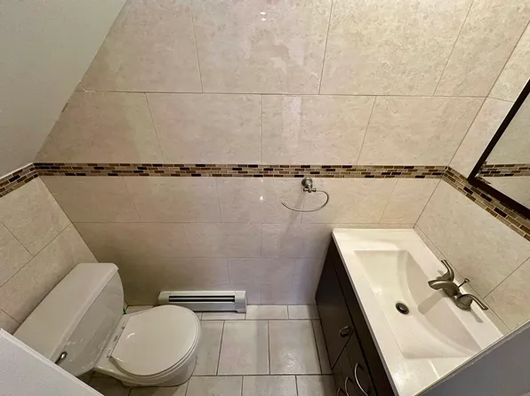 69 Bay 20th Street image 8 of 23