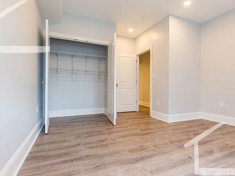 120 Kenrick St #5A — Photo 3