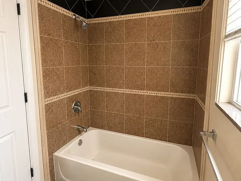 742 Rambleton Dr — Photo 16