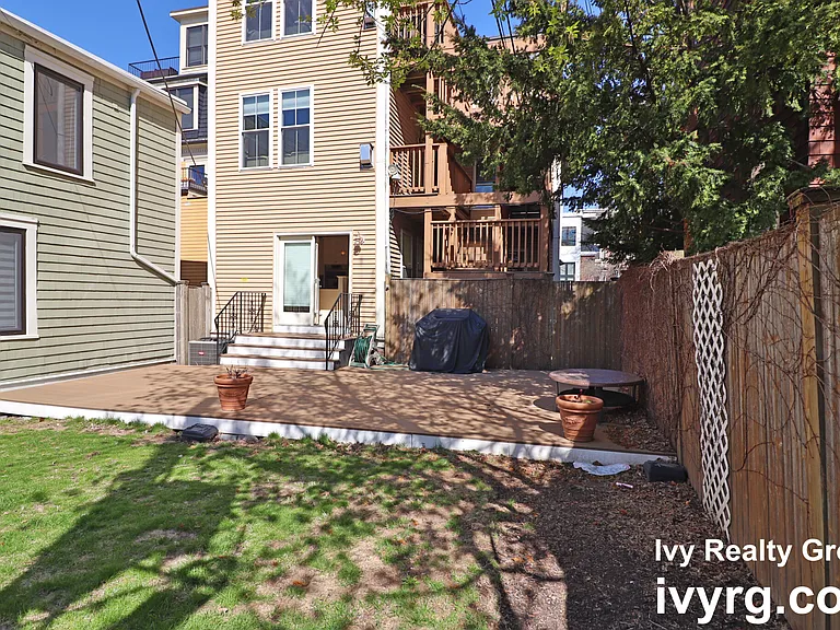358 Dorchester St #1 — Photo 31