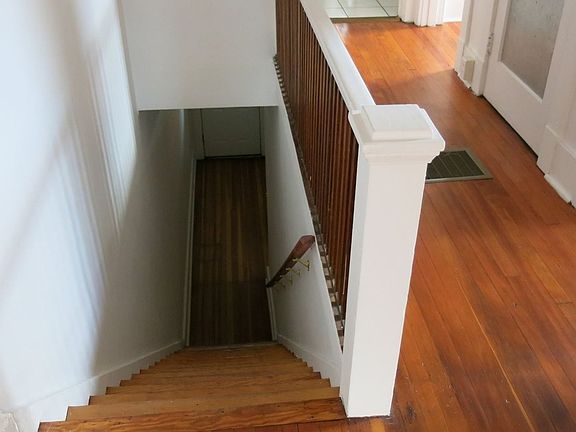 3rd image of 1737 Chislett St #2