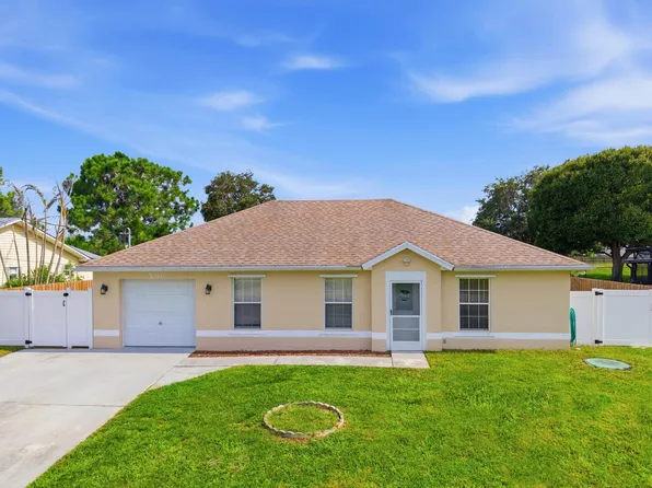 5807 NW BURRI Court, Port St Lucie, FL 34986