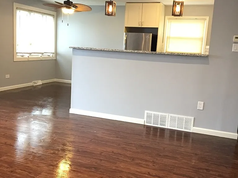 12941 S Saginaw Ave — Photo 23