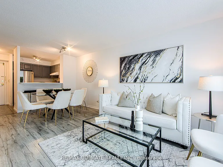11 Lee Centre Dr #703 — Photo 3
