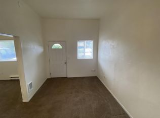 180 NE Grant St, Waldport, OR 97394