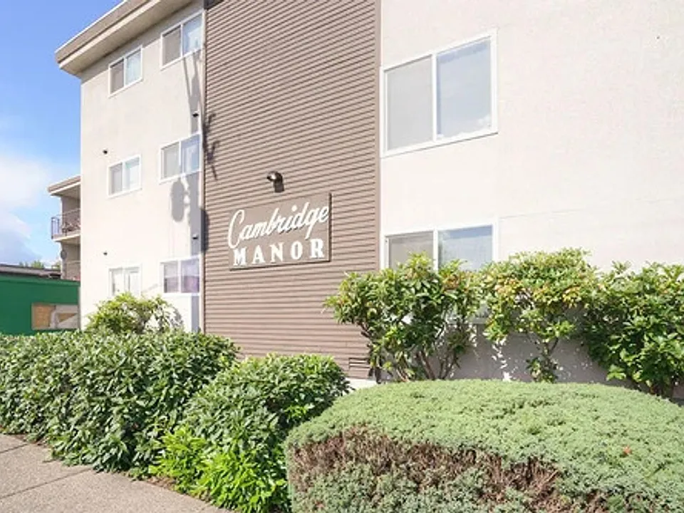 Cambridge Manor Apartments