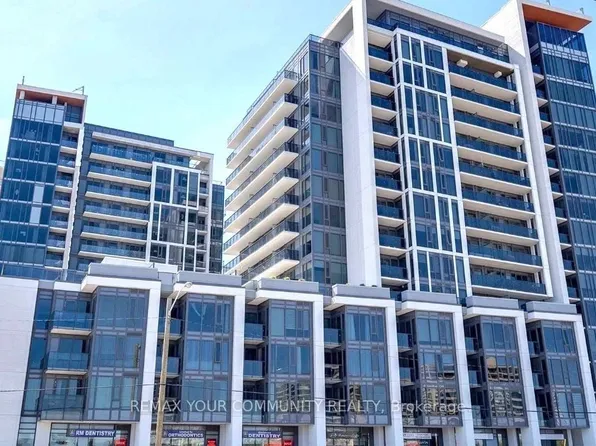 9600 Yonge St #318B, Richmond Hill, ON L4C 0X3