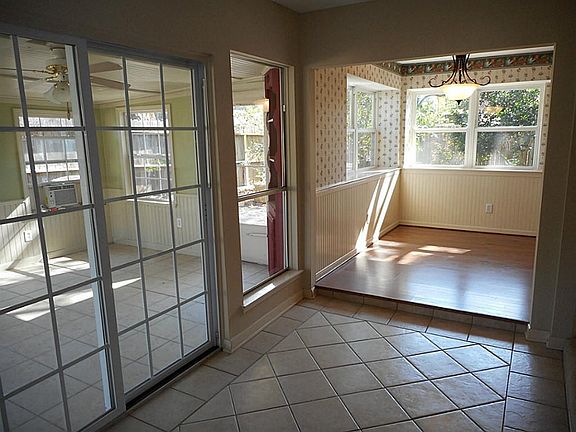 4th image of 1011 Garden Canyon Ct