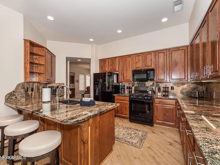 22 Heritage Cir — Photo 10