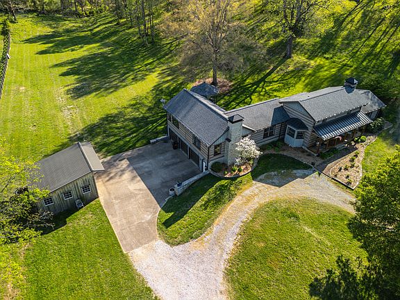 3rd image of 4731 Peytonsville Rd