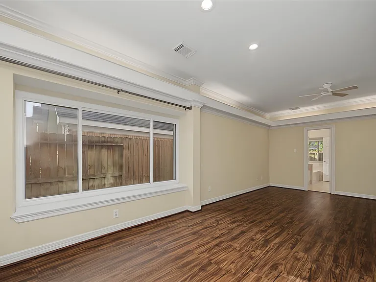 14135 Swallowfield Dr — Photo 12