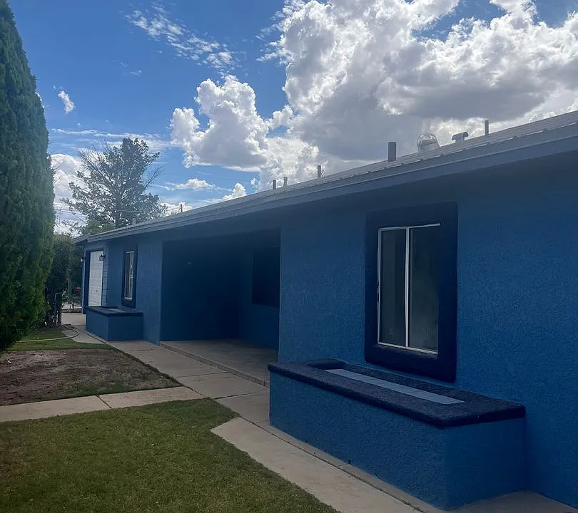595 N San Pedro St