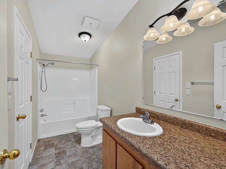 140 Flaming Meadow Ln — Photo 14
