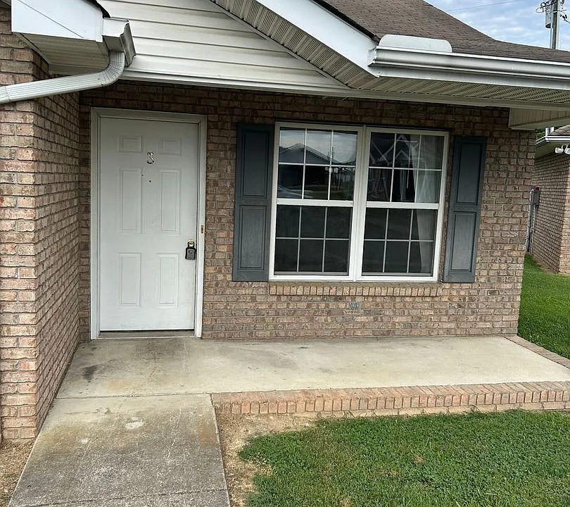 81 Crowe Avenue