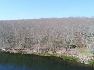 32 River Rd, East Lyme, CT 06333