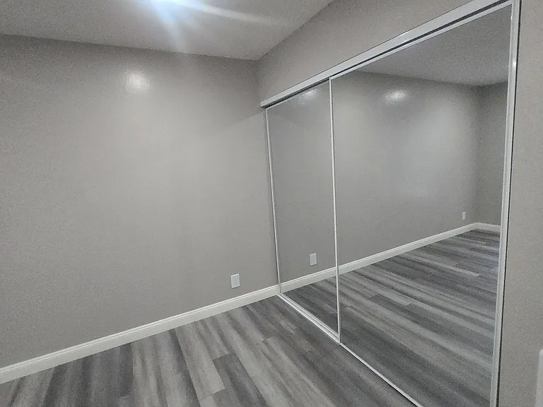 520 Van Buren Avenue — Photo 44