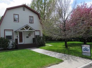 389 Cascade St, Lander, WY 82520