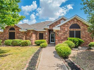 928 Pawnee Trl, Hewitt, TX 76643