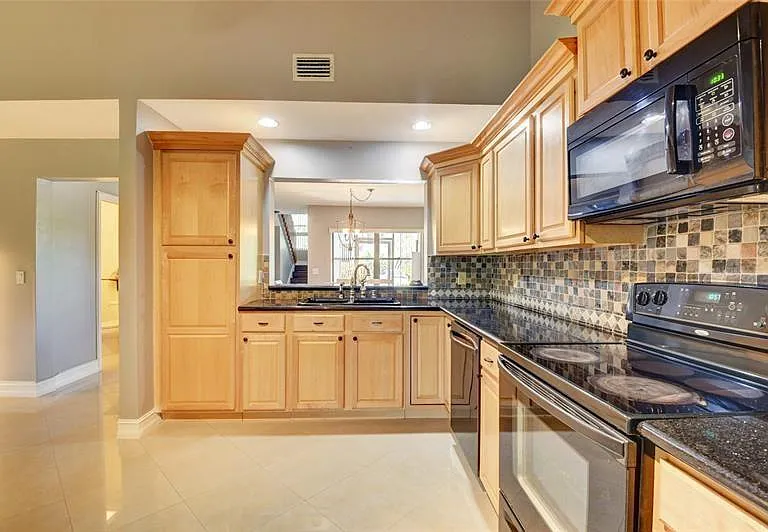 9316 Ketay Cir — Photo 7