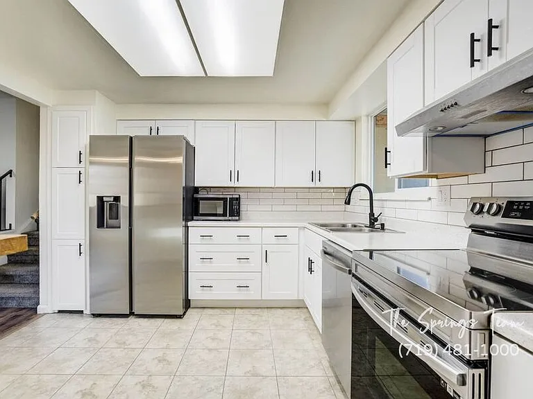 7240 Sullivan Cir — Photo 24