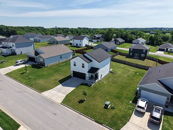 3rd image of 204 N Big Horn Road