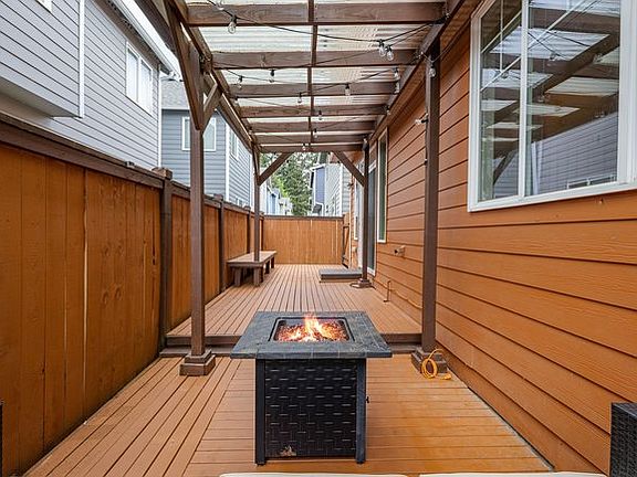 4th image of 17822 20th Ave SE