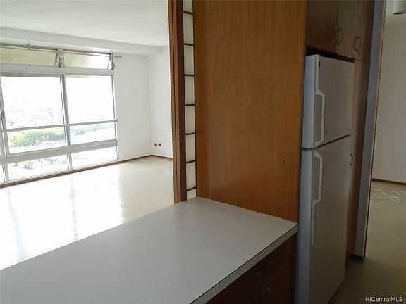 2nd image of 1519 Nuuanu Ave APT 2044