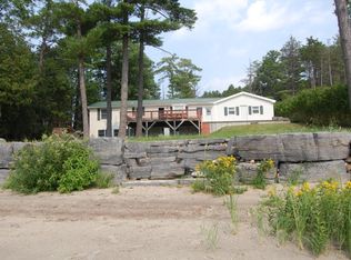 115 Corlear Dr, Willsboro, NY 12996