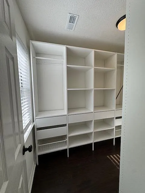 3 bed, 2.5 bath, 2971 sqft, $2,600 — Photo 4