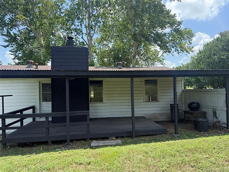 1825 E Pierce St — Photo 15