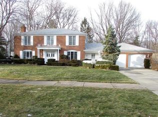 31208 Narragansett Ln, Bay Village, OH