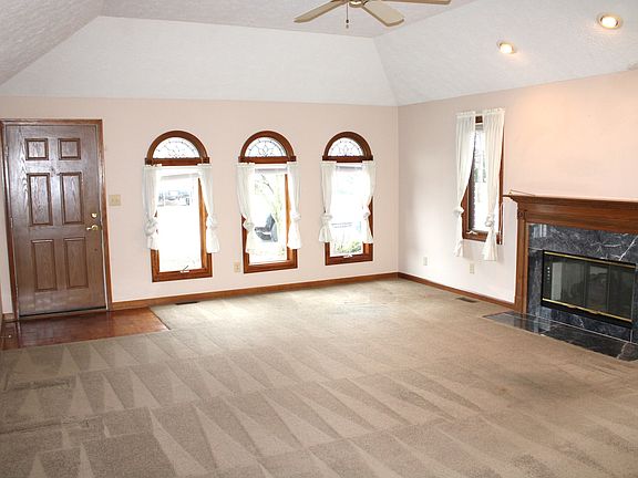 3rd image of 239 Andrews Boulevard East Dr
