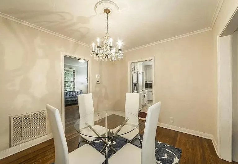 2819 W Capitol Ave — Photo 5