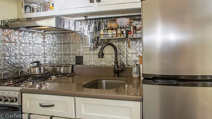 Rented by Garfield Realty  | media 28