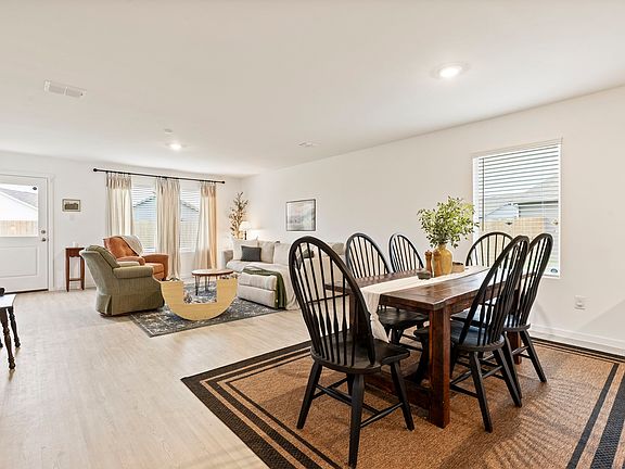 4th image of 6804 Teal Cir