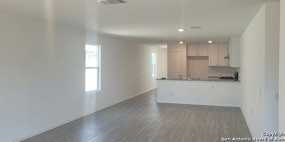 3rd image of 4550 Glades Way