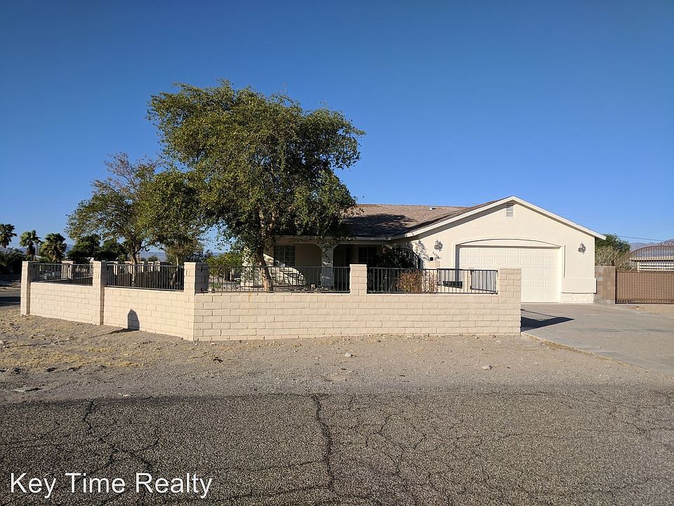 1st image of 5689 S Eland Dr