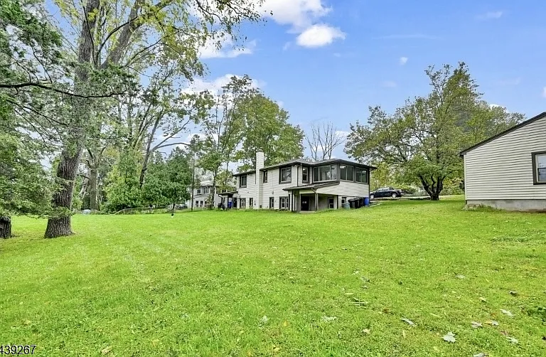 14 Sharon Ct — Photo 22