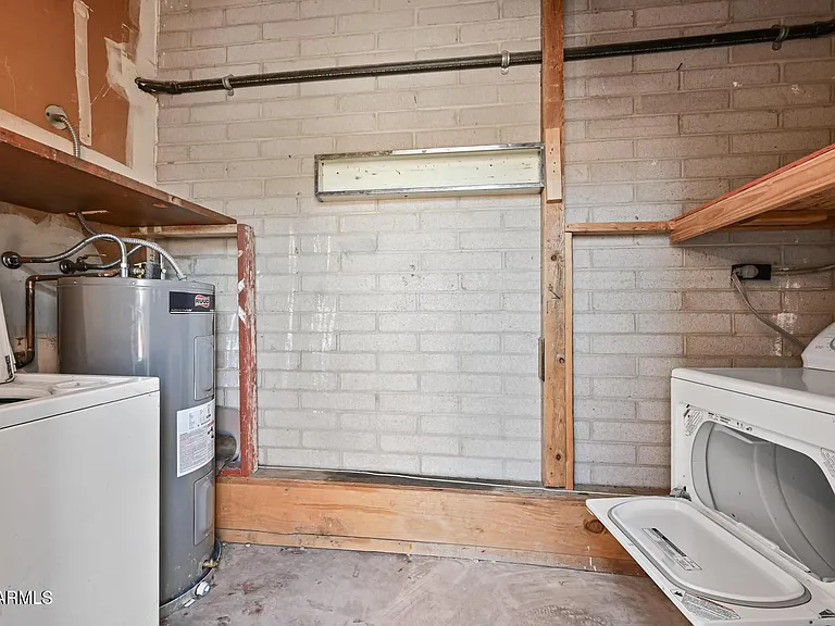 3959 W Palomino Rd — Photo 4