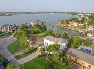 146 Sandy Cv, Houston, TX 77058