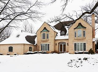 11751 Woodside Ct, Burr Ridge, IL 60527