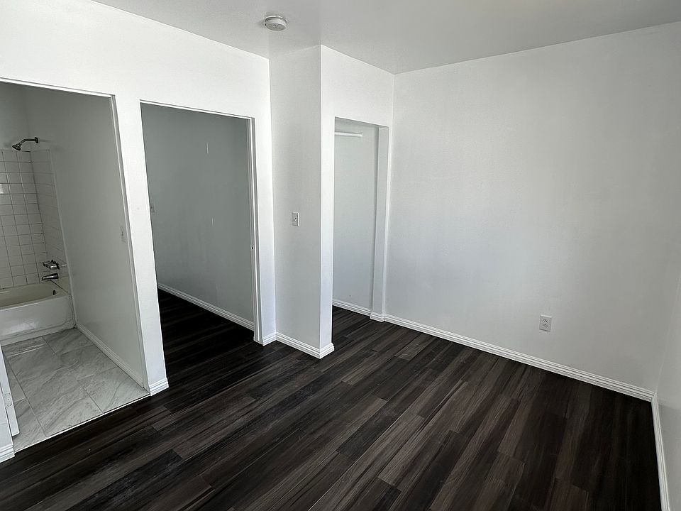 1st image of 3327 Pepper Ave